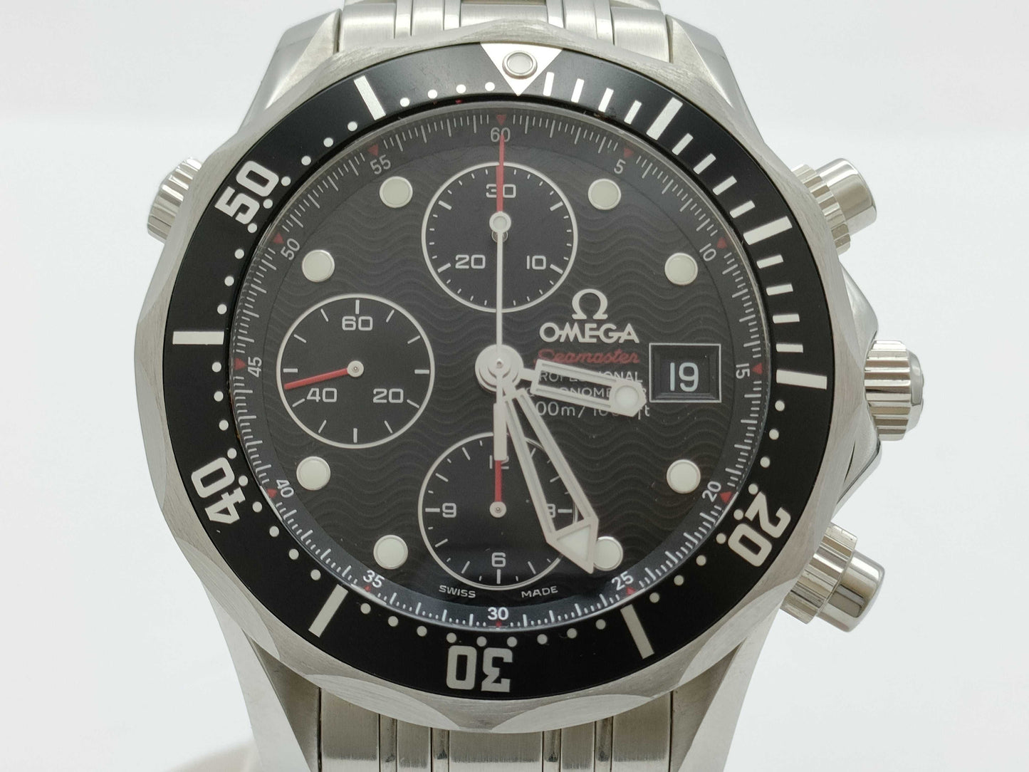 OMEGA Seamaster Diver 300m Chronograph 213.30.42.40.01.001 85705413 Black Dial Automatic Men's Watch