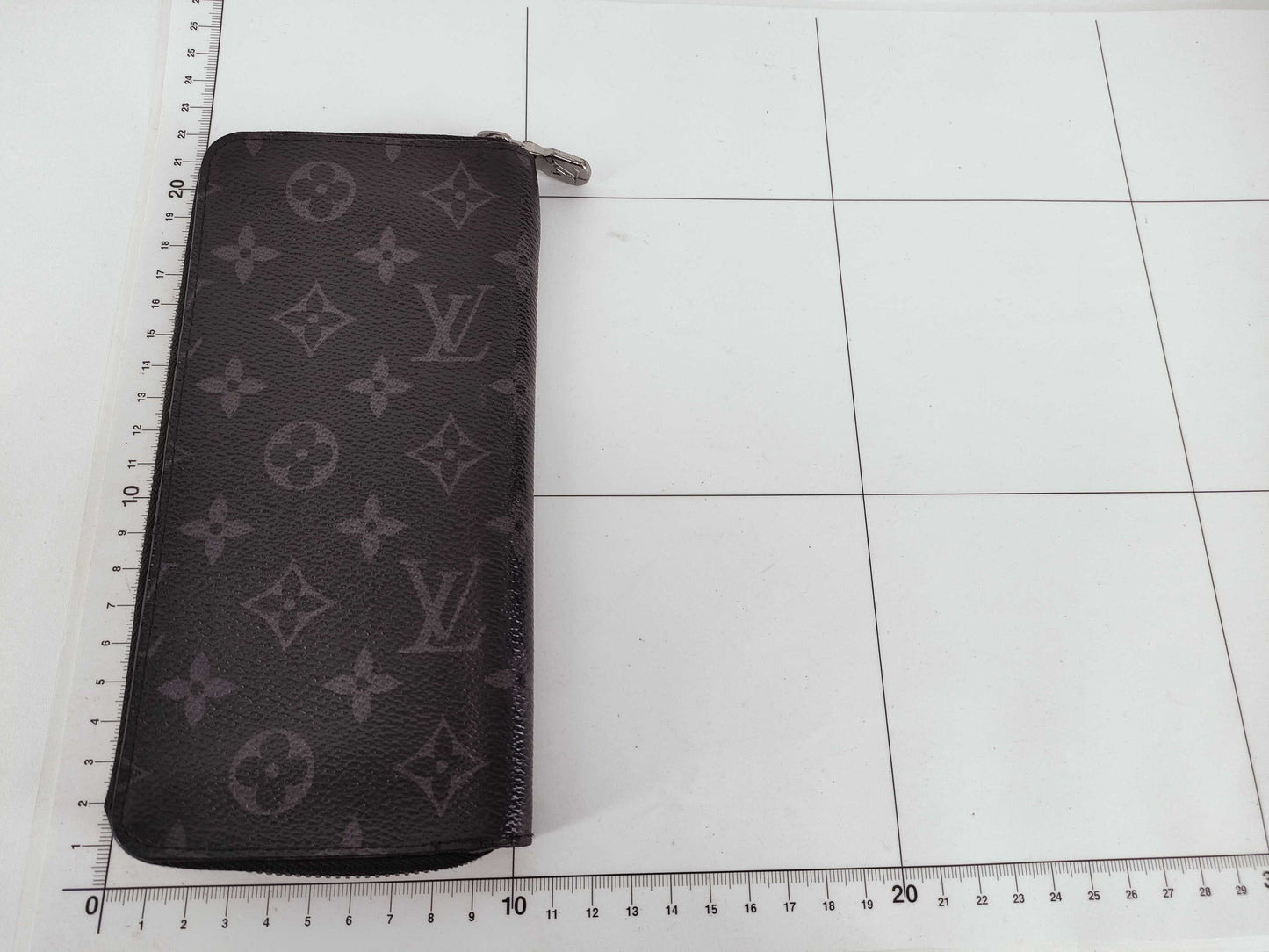 LOUIS VUITTON Eclipse Zippy Wallet Vertical M62295 Wallet