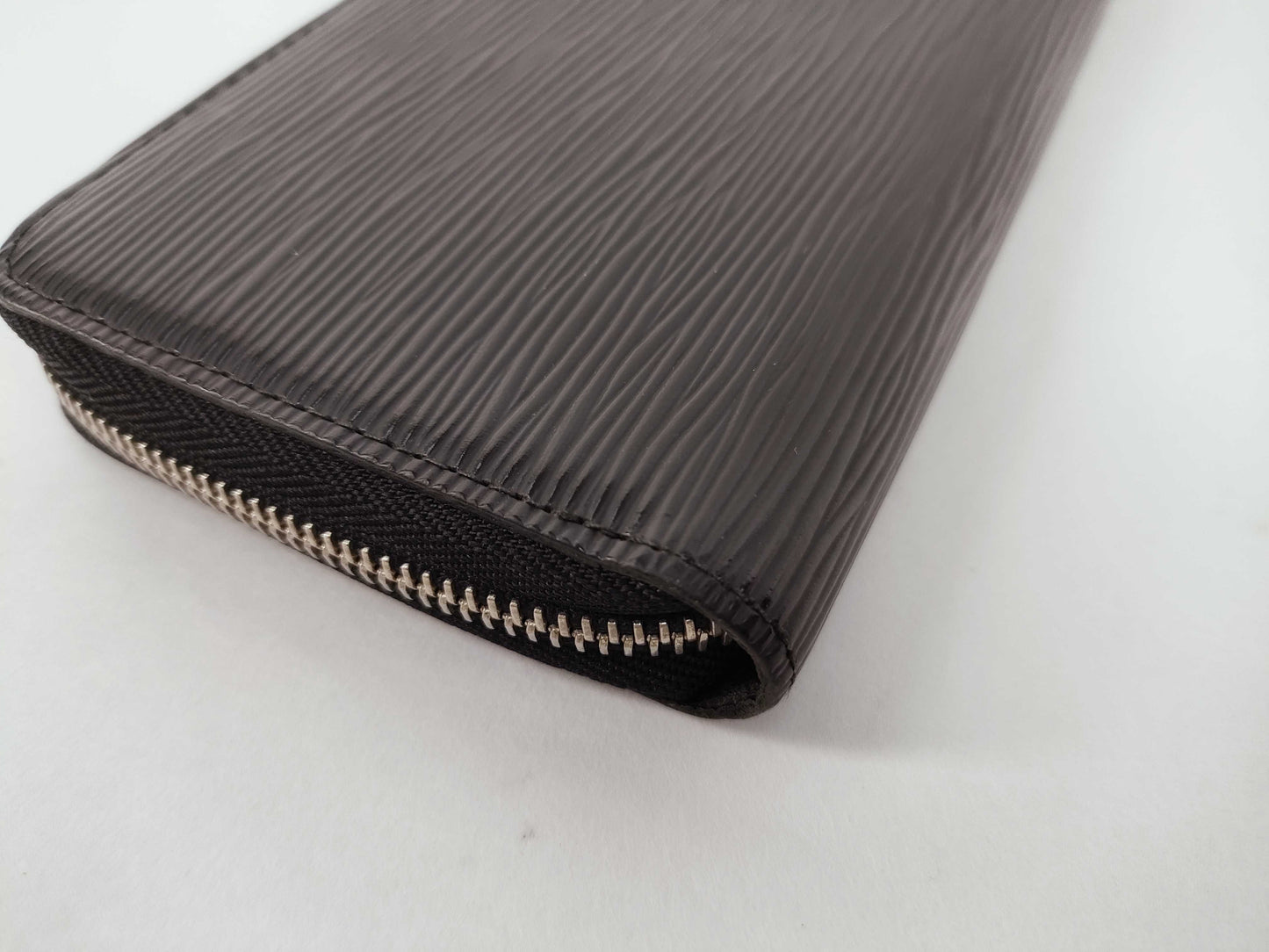 LOUIS VUITTON Epi Epi Zippy Wallet M60072 Wallet