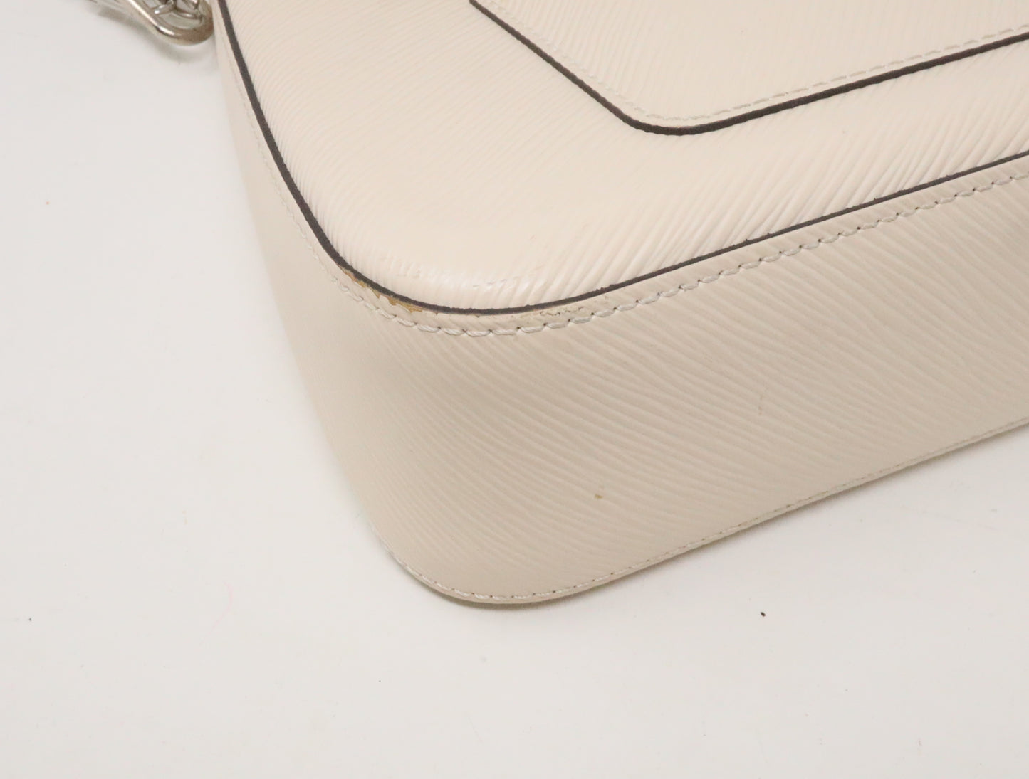 LOUIS VUITTON Epi Marel M80688 White RFID Shoulder Bag