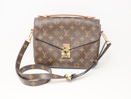 LOUIS VUITTON Monogram Pochette Metis MM M44875 DR2109 Shoulder Bag