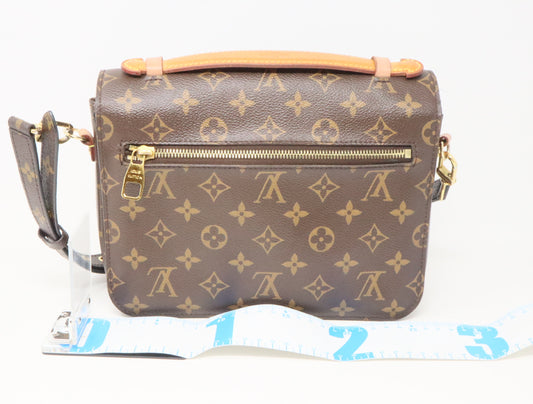 LOUIS VUITTON Monogram Pochette Metis MM M44875 DR2109 Shoulder Bag