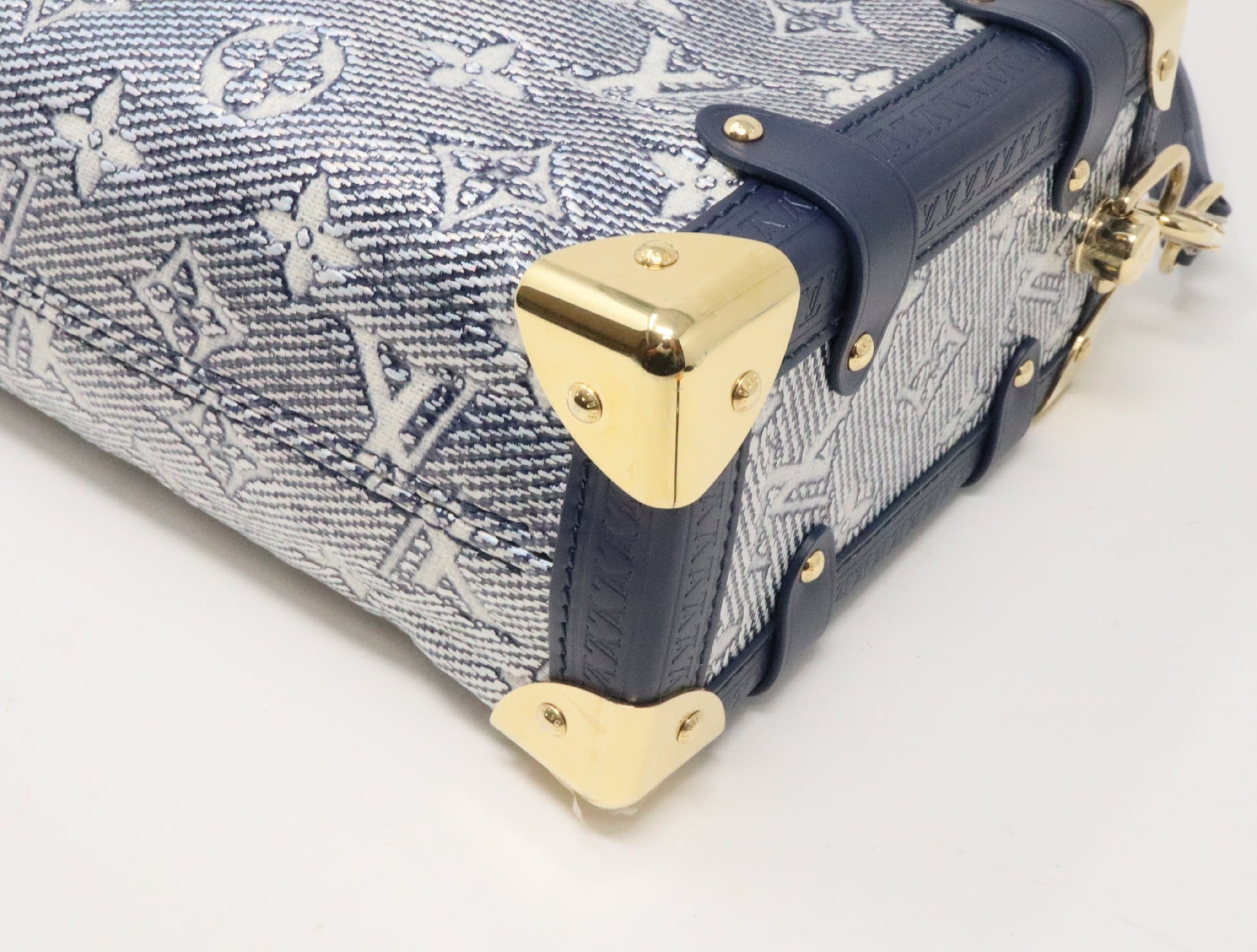 LOUIS VUITTON Monogram Laminated Jacquard Side Trunk M22944 RFID Shoulder Bag