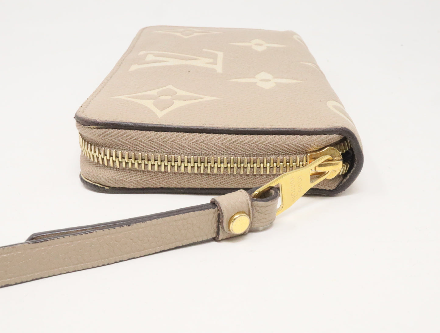 LOUIS VUITTON Bicolor Monogram Unplanted Zippy Wallet M69794 RFID Wallet