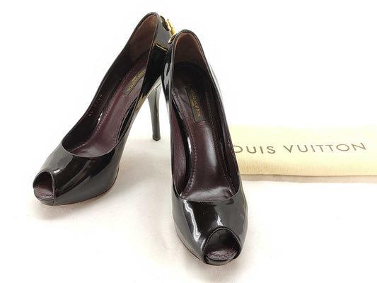 LOUIS VUITTON LouisVitton Women's Shoes Size 36.5 Pumps