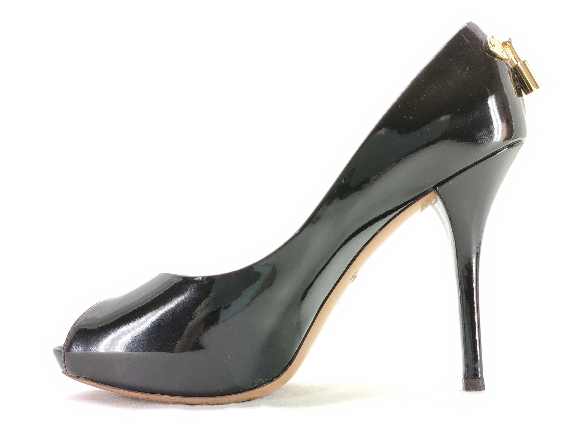 LOUIS VUITTON LouisVitton Women's Shoes Size 36.5 Pumps