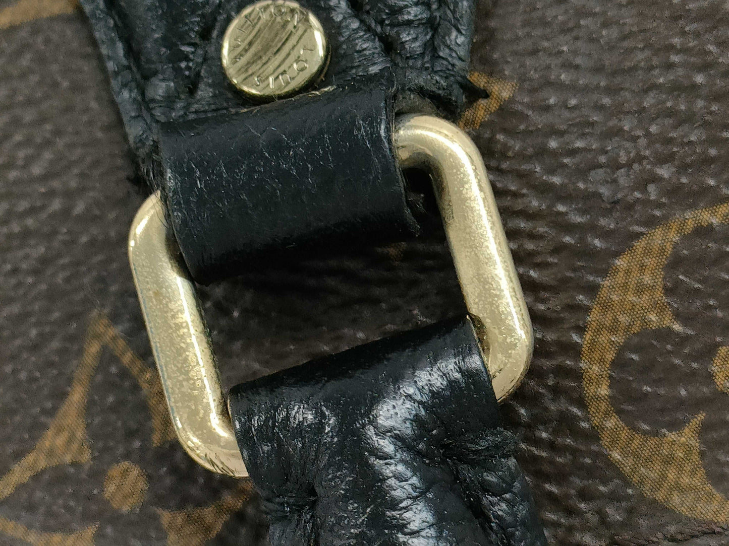 LOUIS VUITTON Shoulder Bag Handbag