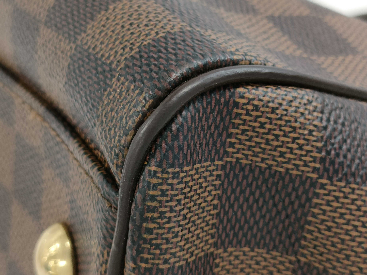 LOUIS VUITTON Damier Trevi Shoulder Bag
