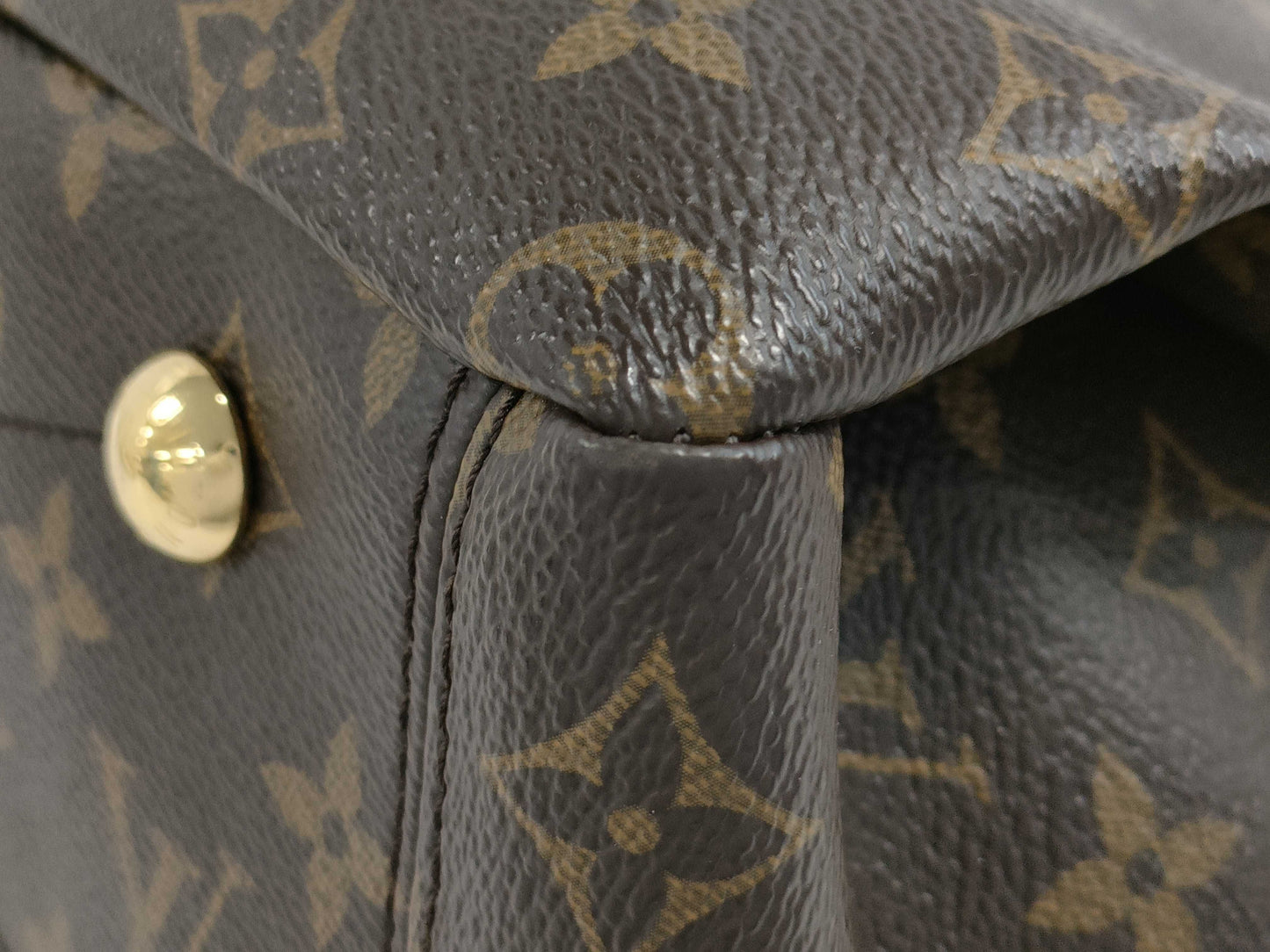 LOUIS VUITTON Monogram Pallas MM Tote Bag