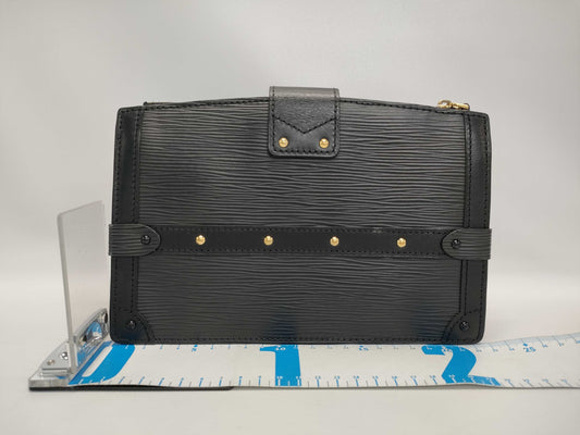 LOUIS VUITTON Epi Trunk Clutch Shoulder Bag