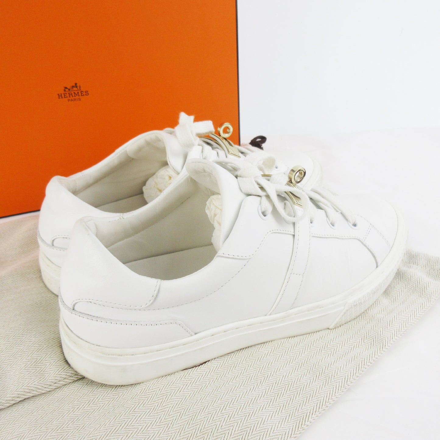 HERMES DAY Kelly Buckle with Gold Hardware Protective Seal 37 1/2 White White Sneakers