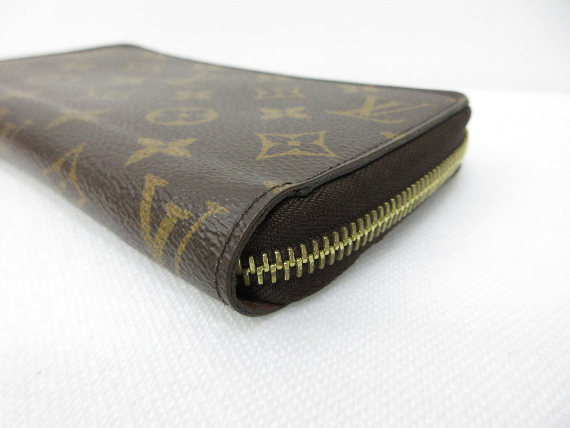 LOUIS VUITTON LOUIS VUITTON Monogram M42616 Zippy Wallet Long Wallet LM5118 Wallet