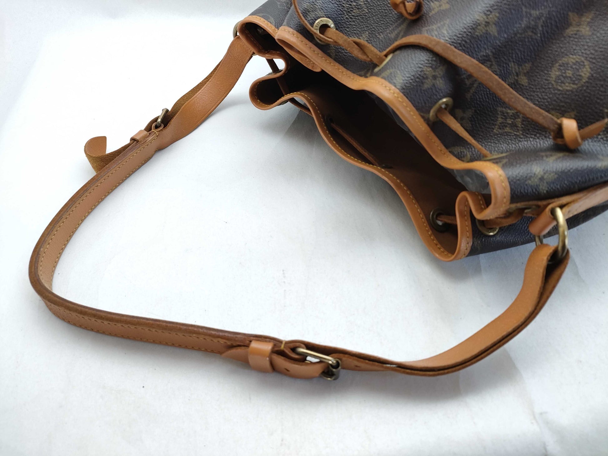 LOUIS VUITTON Monogram Noe Shoulder Bag
