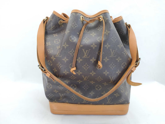 LOUIS VUITTON Monogram Noe Shoulder Bag