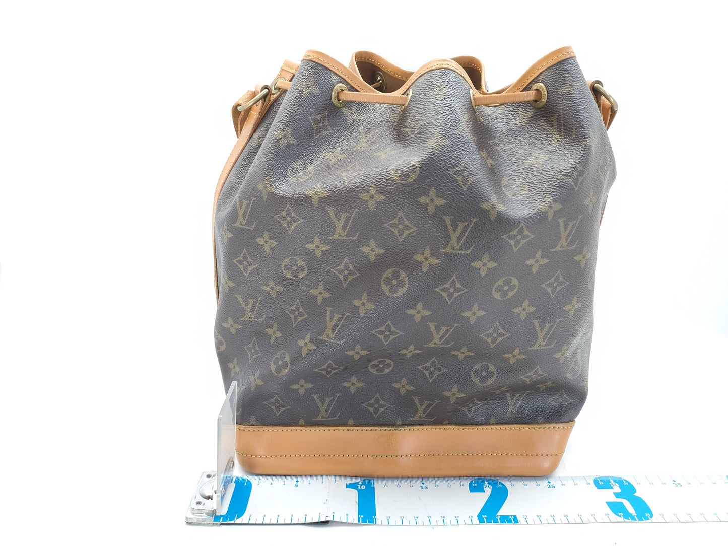 LOUIS VUITTON Monogram Noe Shoulder Bag