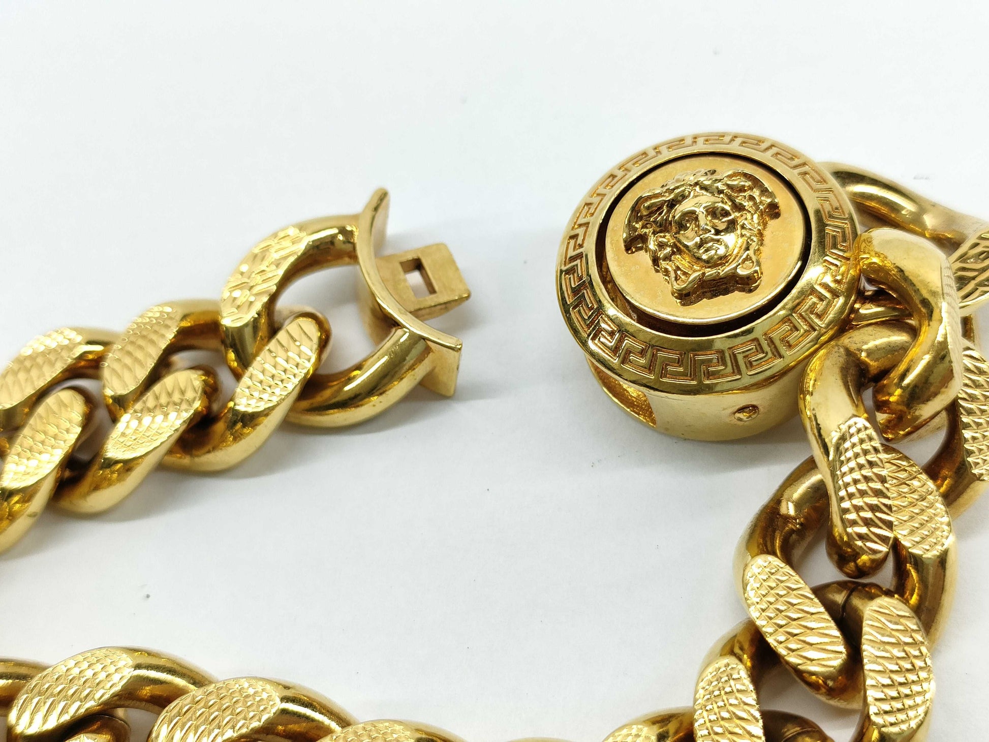VERSACE Medusa Curb Bracelet Bangle