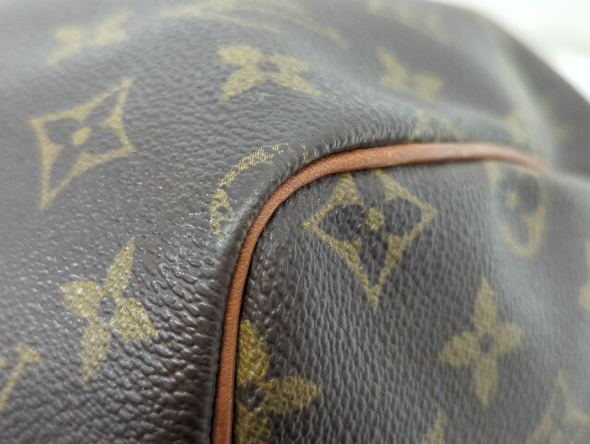 LOUIS VUITTON M41526 Monogram Speedy 30 Handbag