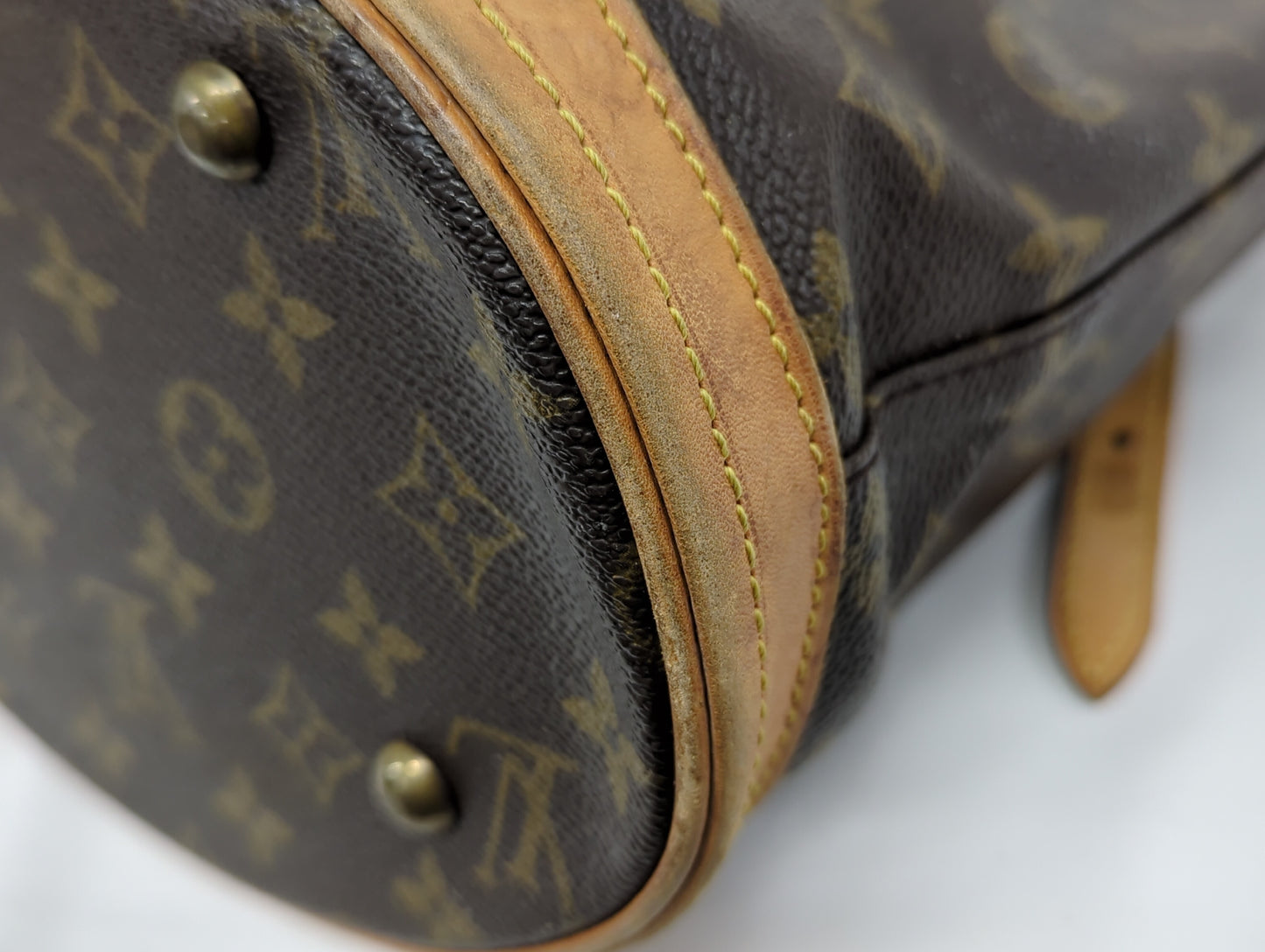 LOUIS VUITTON M42238 Monogram Bucket PM Tote Bag
