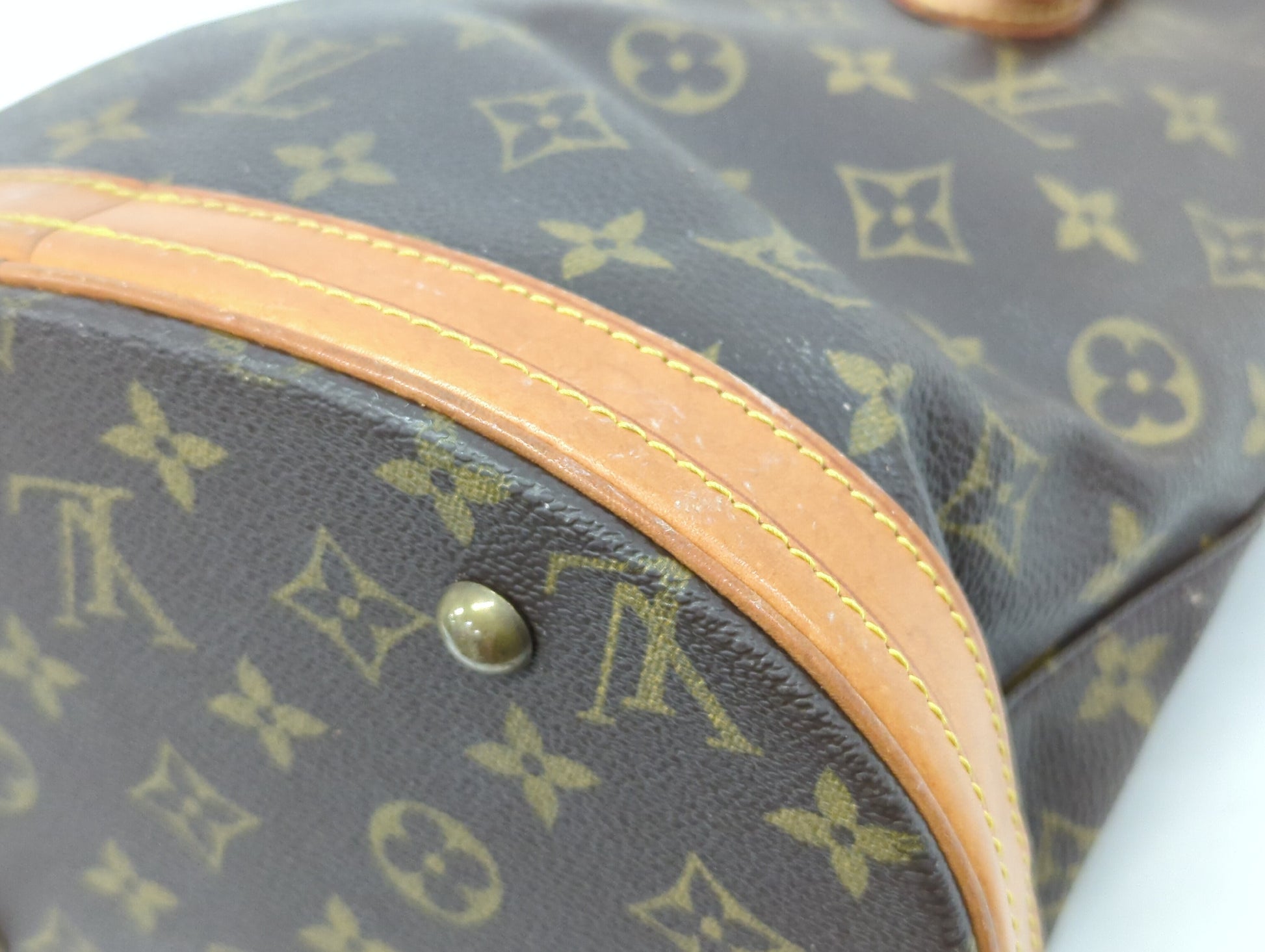 LOUIS VUITTON M42238 Monogram Bucket PM Tote Bag