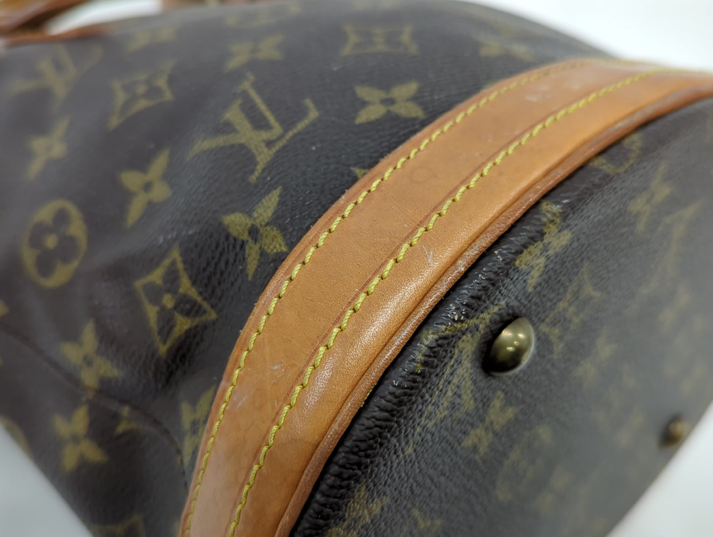 LOUIS VUITTON M42238 Monogram Bucket PM Tote Bag