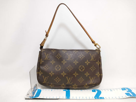 LOUIS VUITTON Monogram M51980 Pochette Accessoires Handbag
