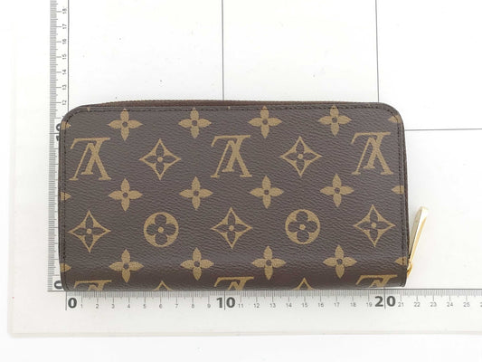 LOUIS VUITTON Monogram M41895 Zippy Wallet