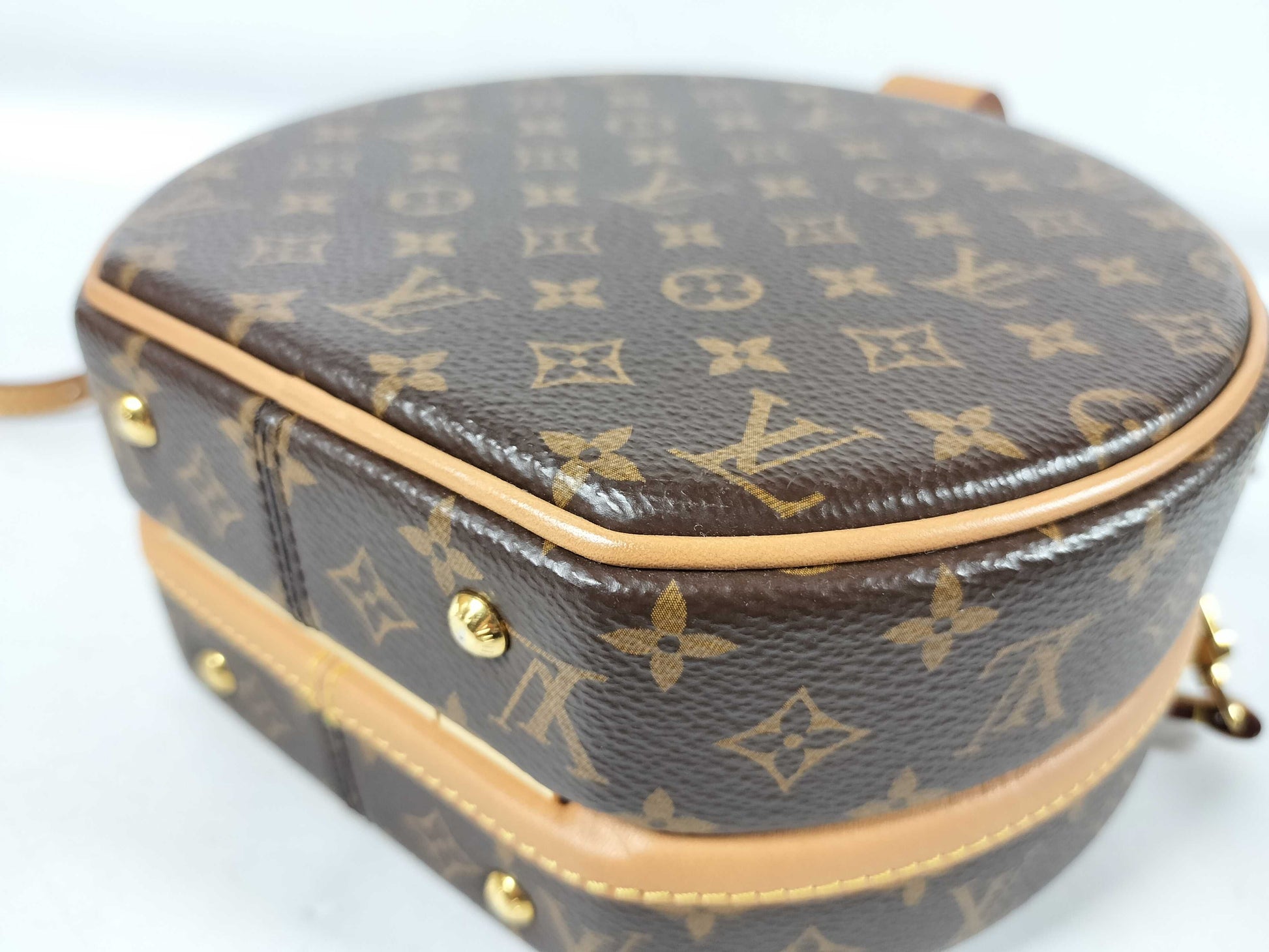 LOUIS VUITTON M43514 Petite Boat Chapeau Handbag