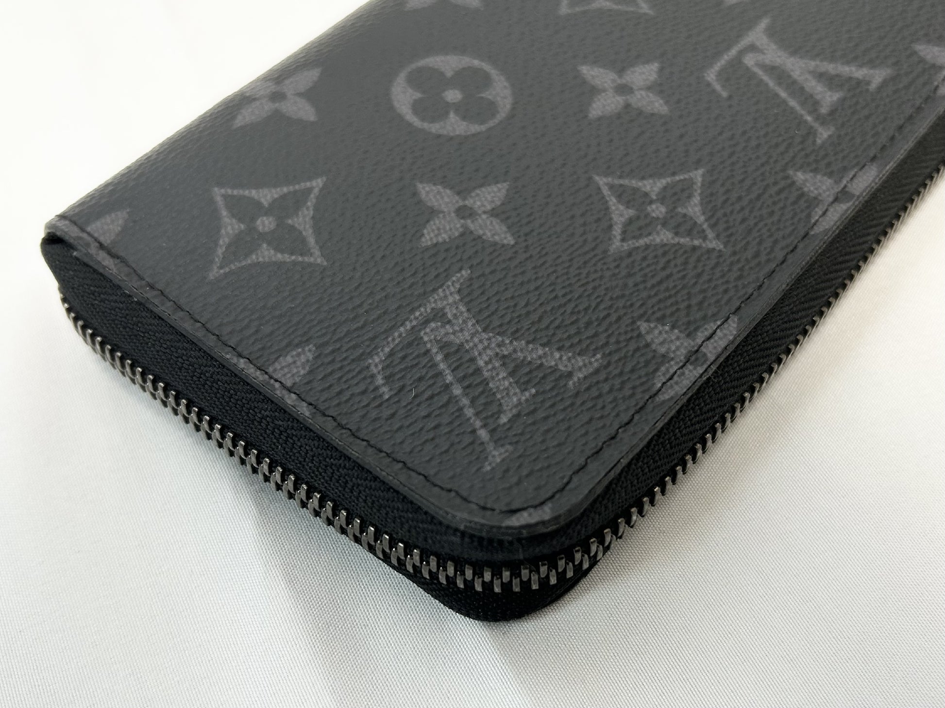 LOUIS VUITTON Eclipse Zippy Wallet Horizontal Wallet