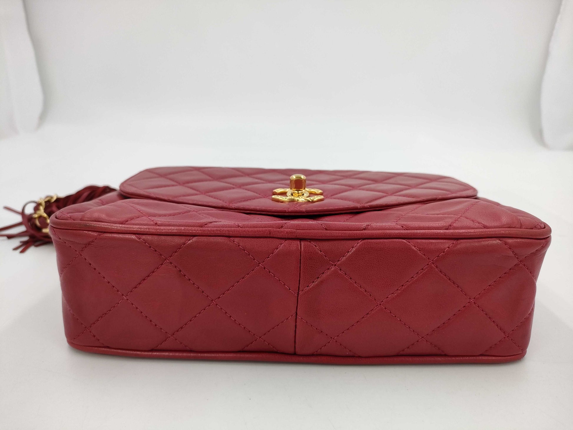 CHANEL CHANEL Matelasse Lambskin Shoulder Bag Red with Seal Card