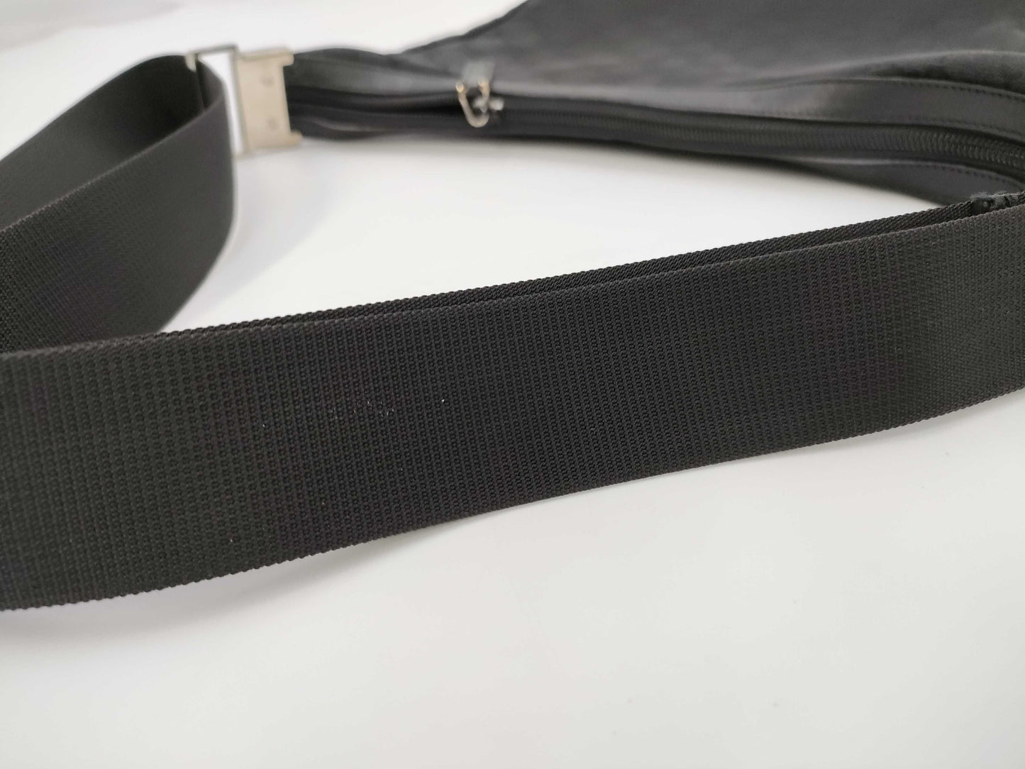 GUCCI 35098 GG Canvas One-Shoulder Shoulder Bag