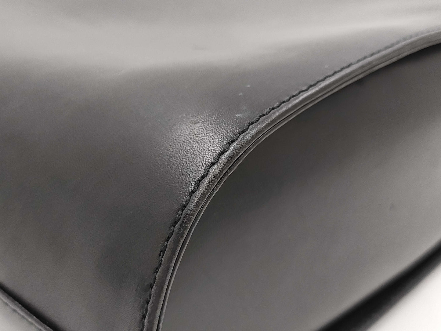 GUCCI Heel Stud Leather Handbag