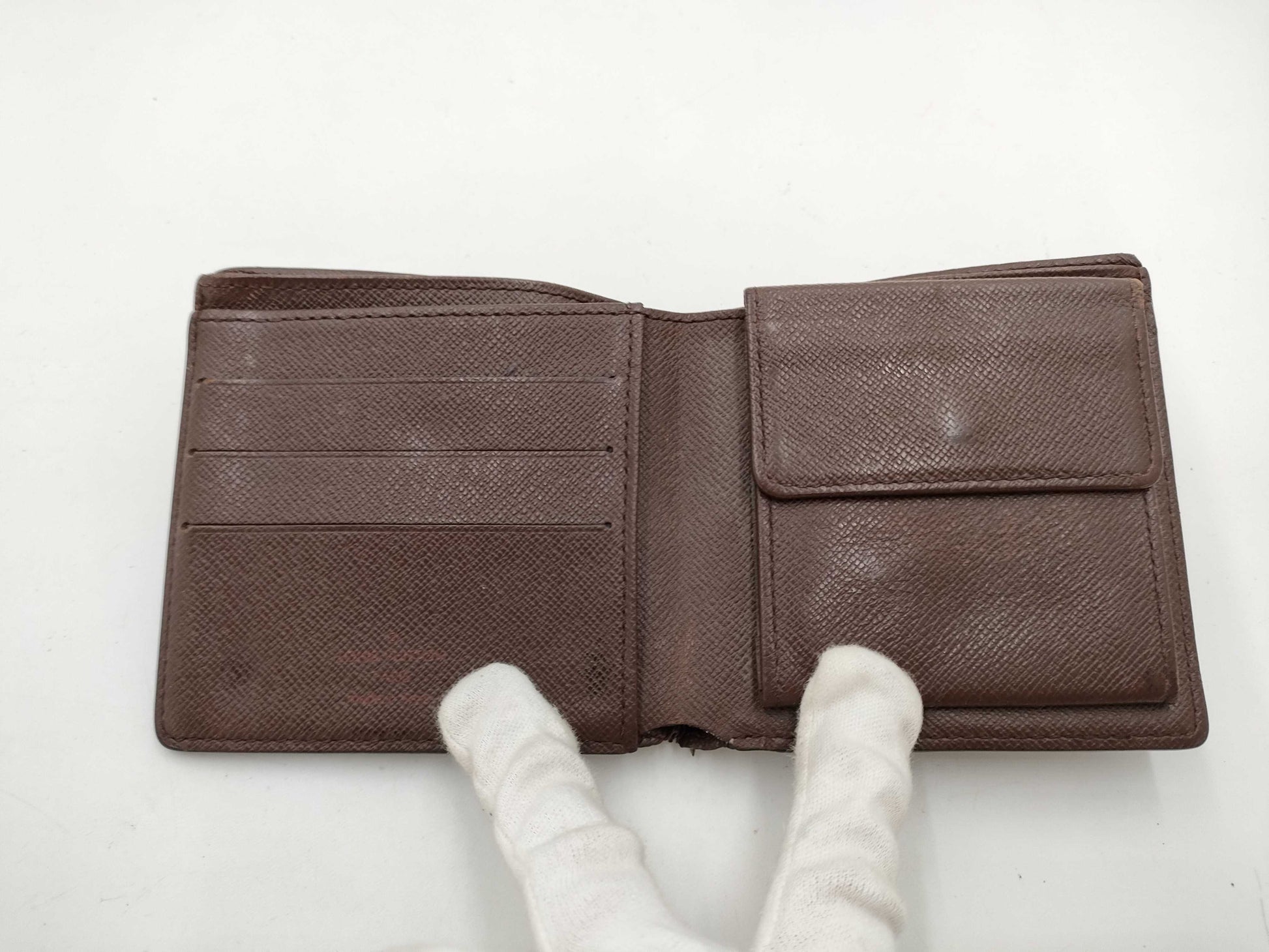 LOUIS VUITTON Louis Vuitton wallet