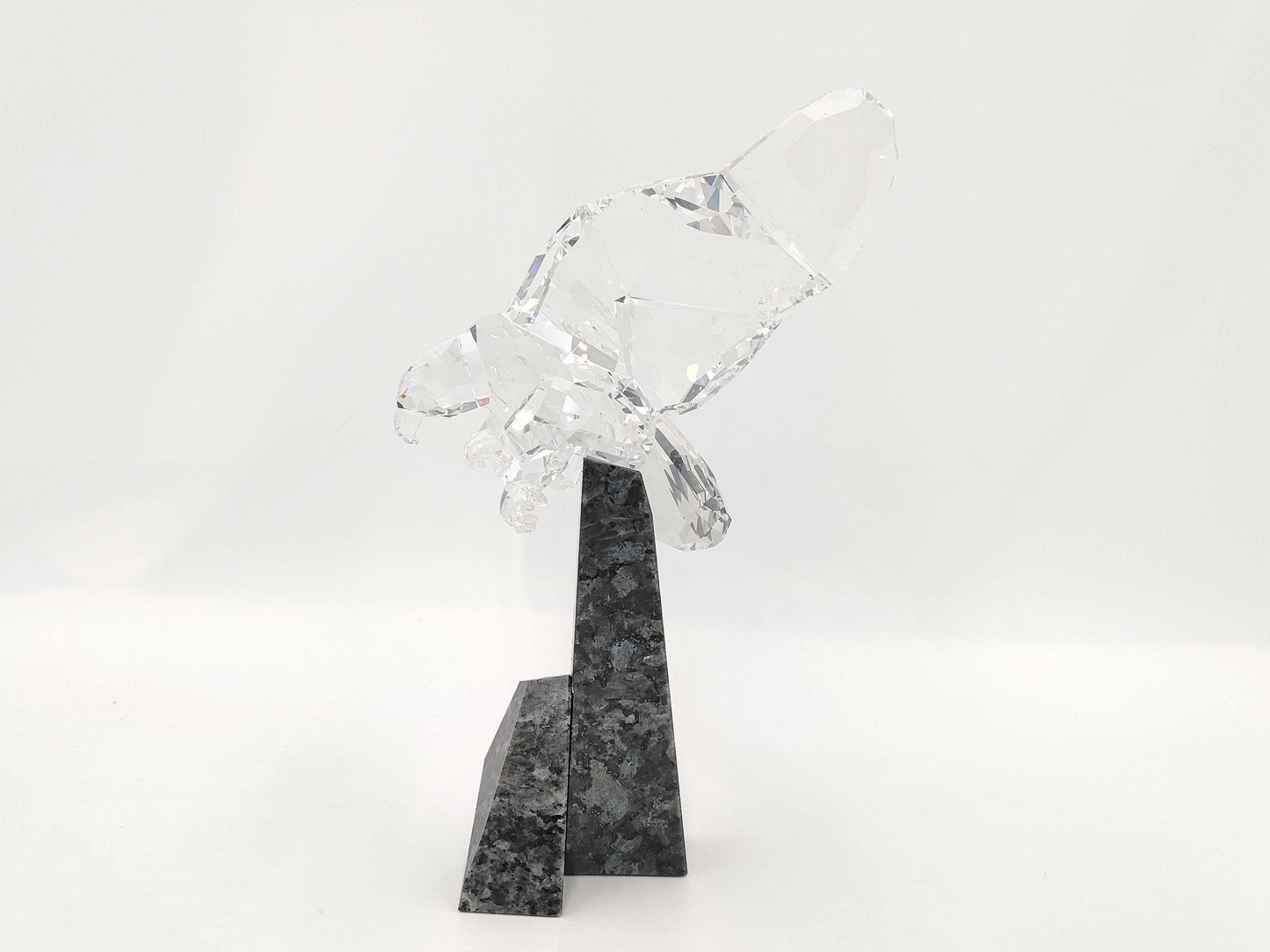 SWAROVSKI Swarovski Eagle Figurine
