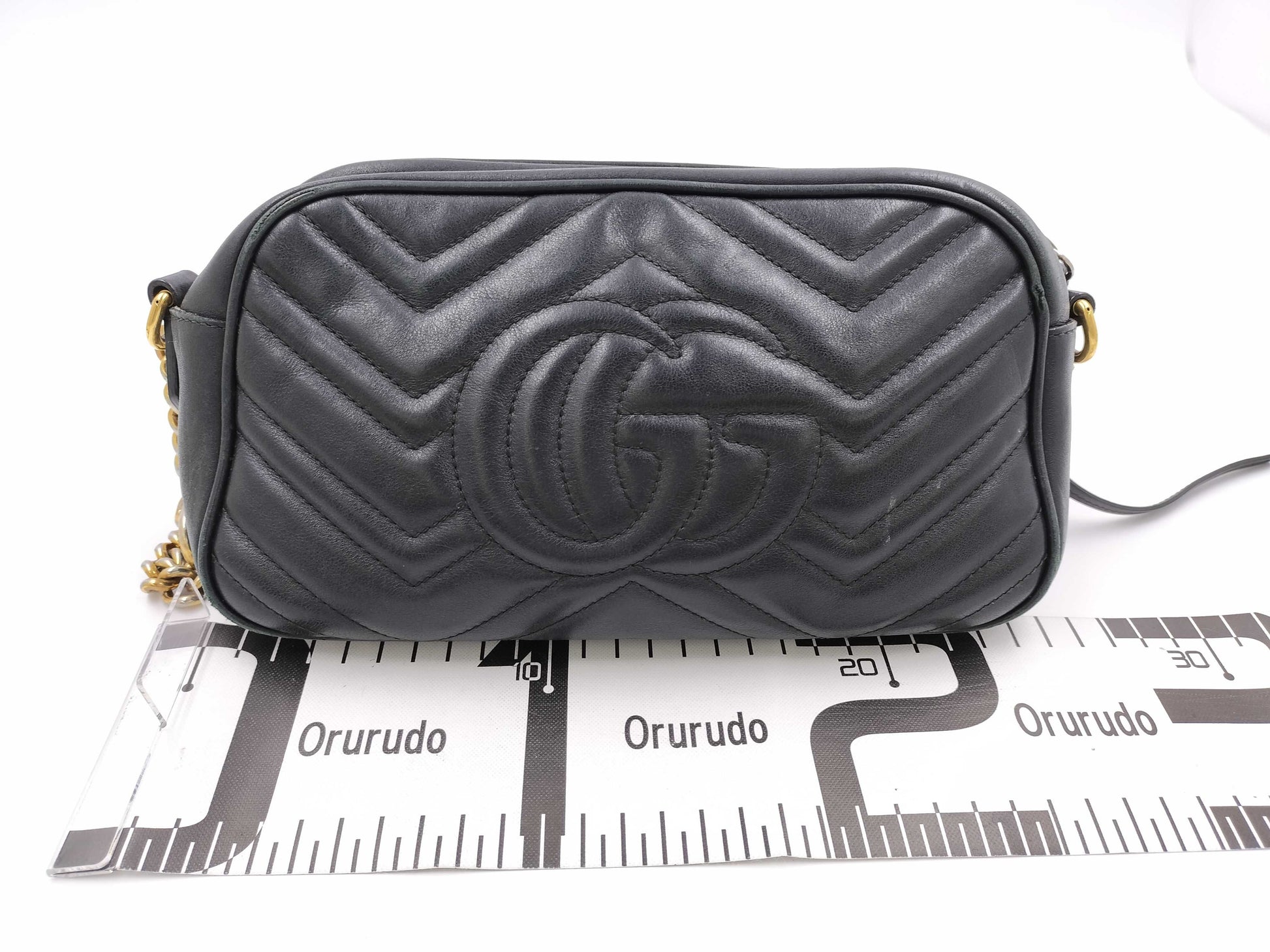 GUCCI GG Mamont Cuff Black Shoulder Bag