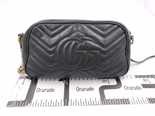GUCCI GG Mamont Cuff Black Shoulder Bag
