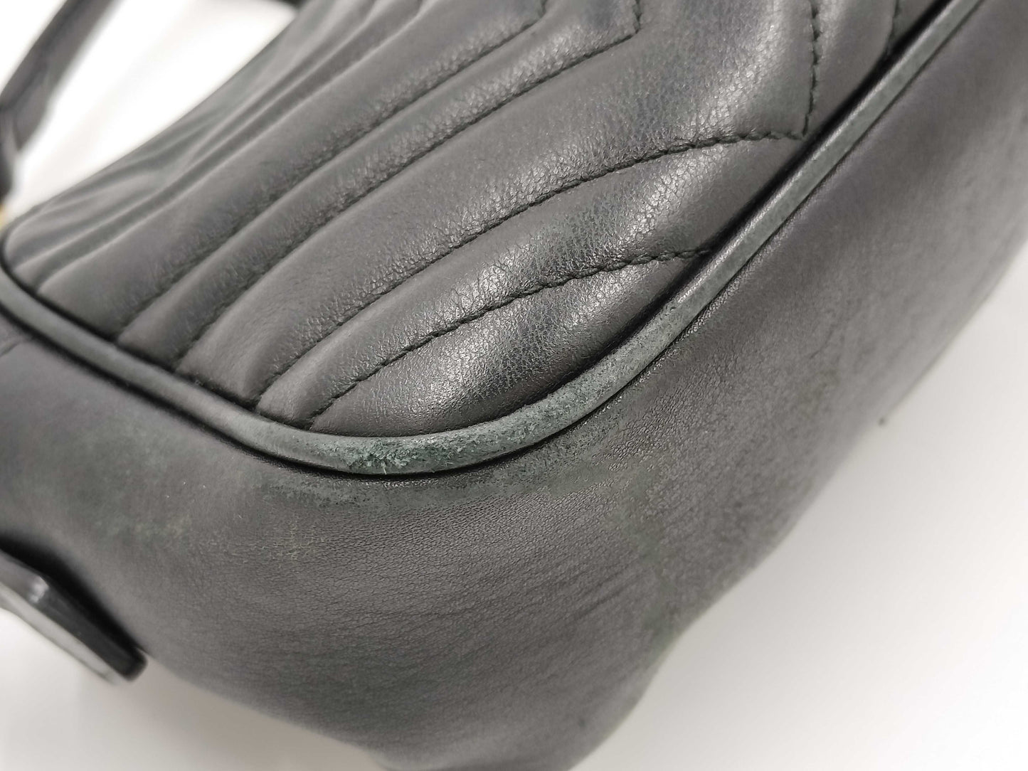 GUCCI GG Mamont Cuff Black Shoulder Bag