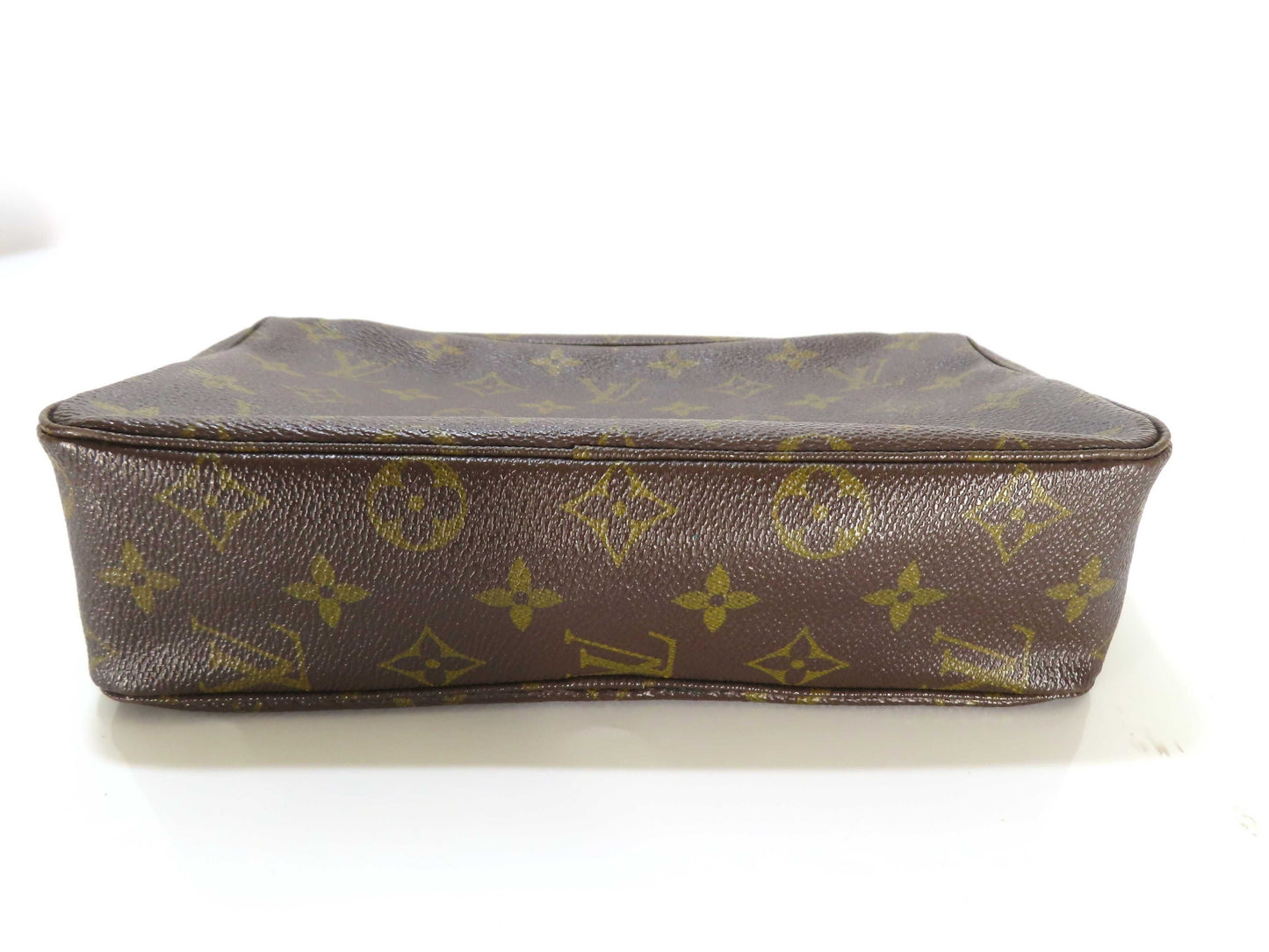 LOUIS VUITTON Monogram Monogram Truth Toilette 821 Pouch