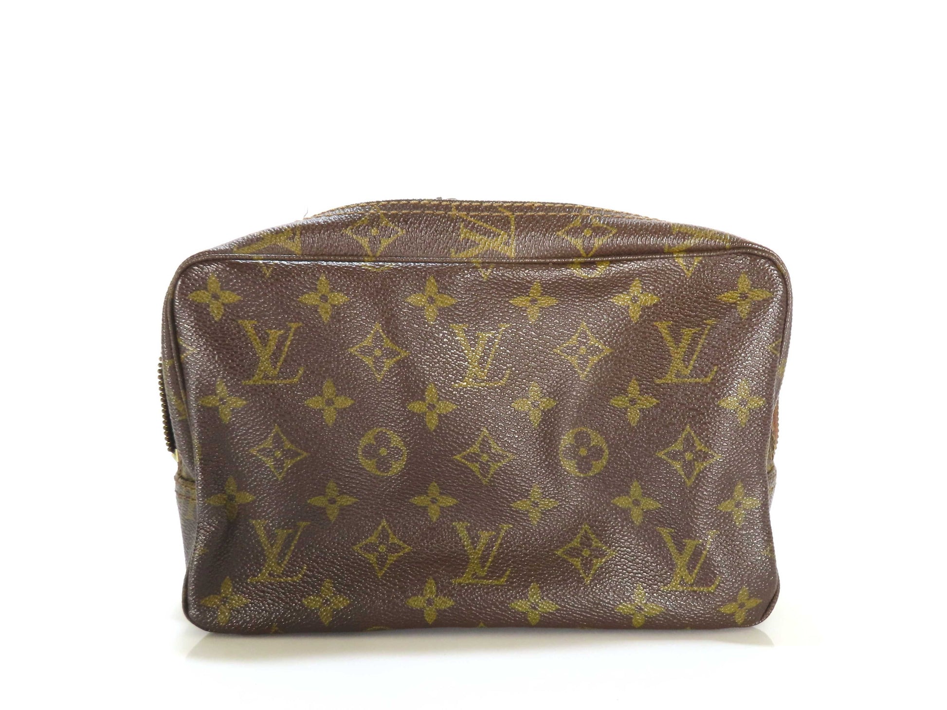 LOUIS VUITTON Monogram Monogram Truth Toilette 821 Pouch
