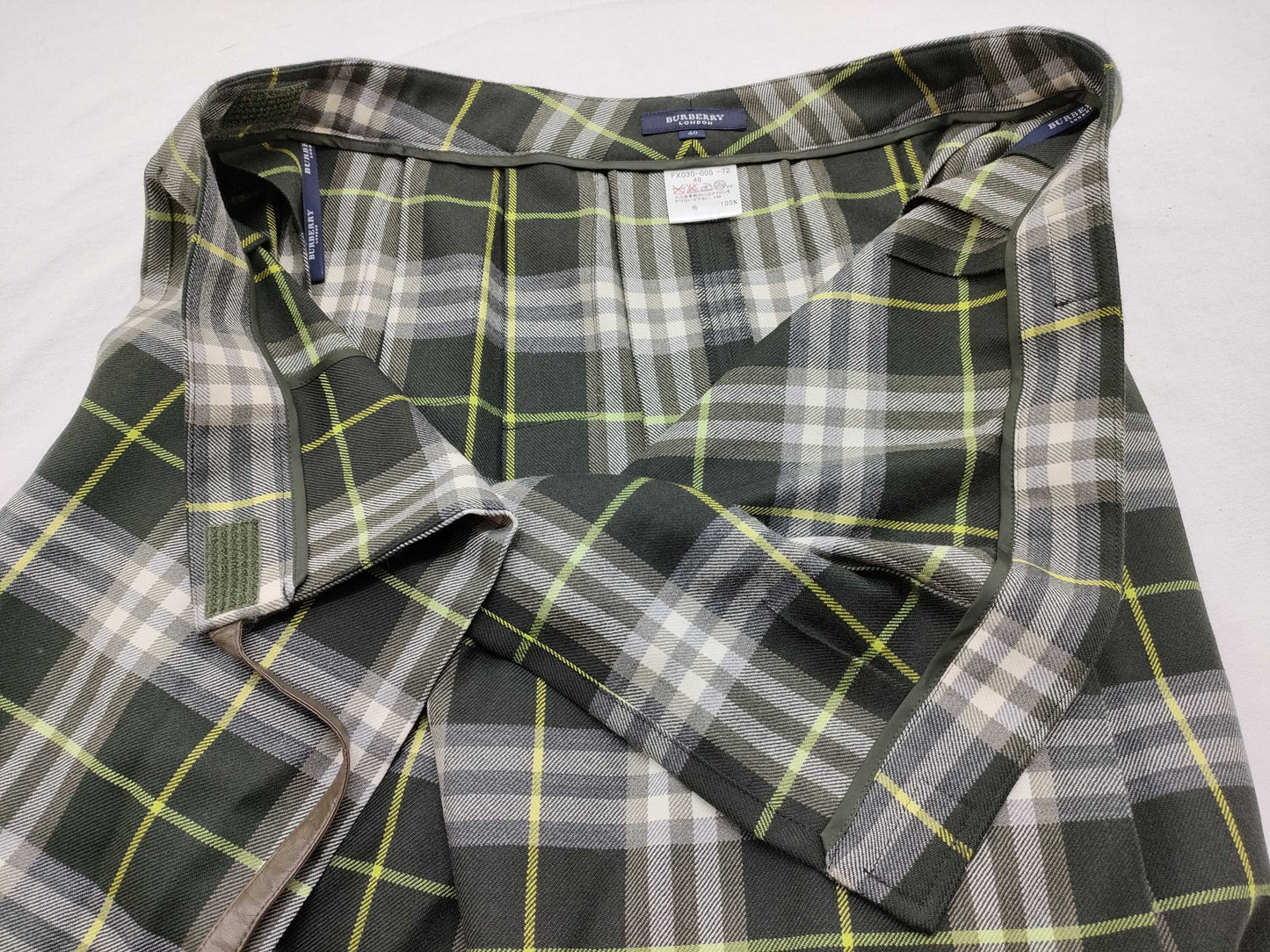 BURBERRY BURBERRY Plaid Skirt Green Notation 40 Skirt