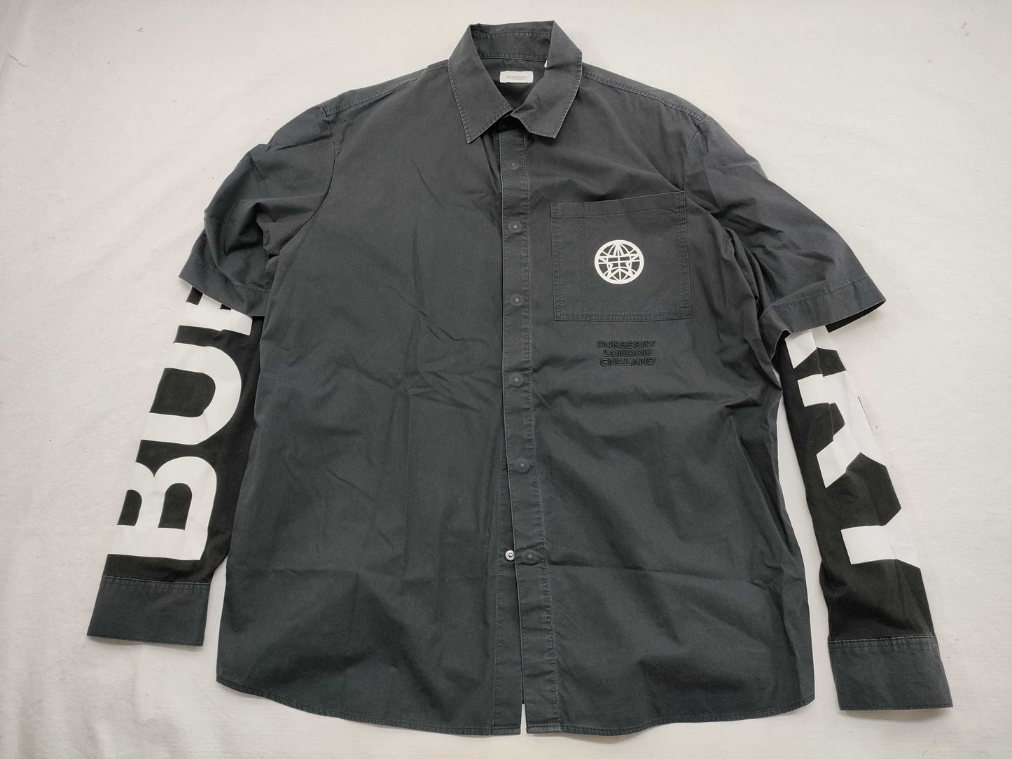 BURBERRY 8029890 Logo Print Long Sleeve Shirt
