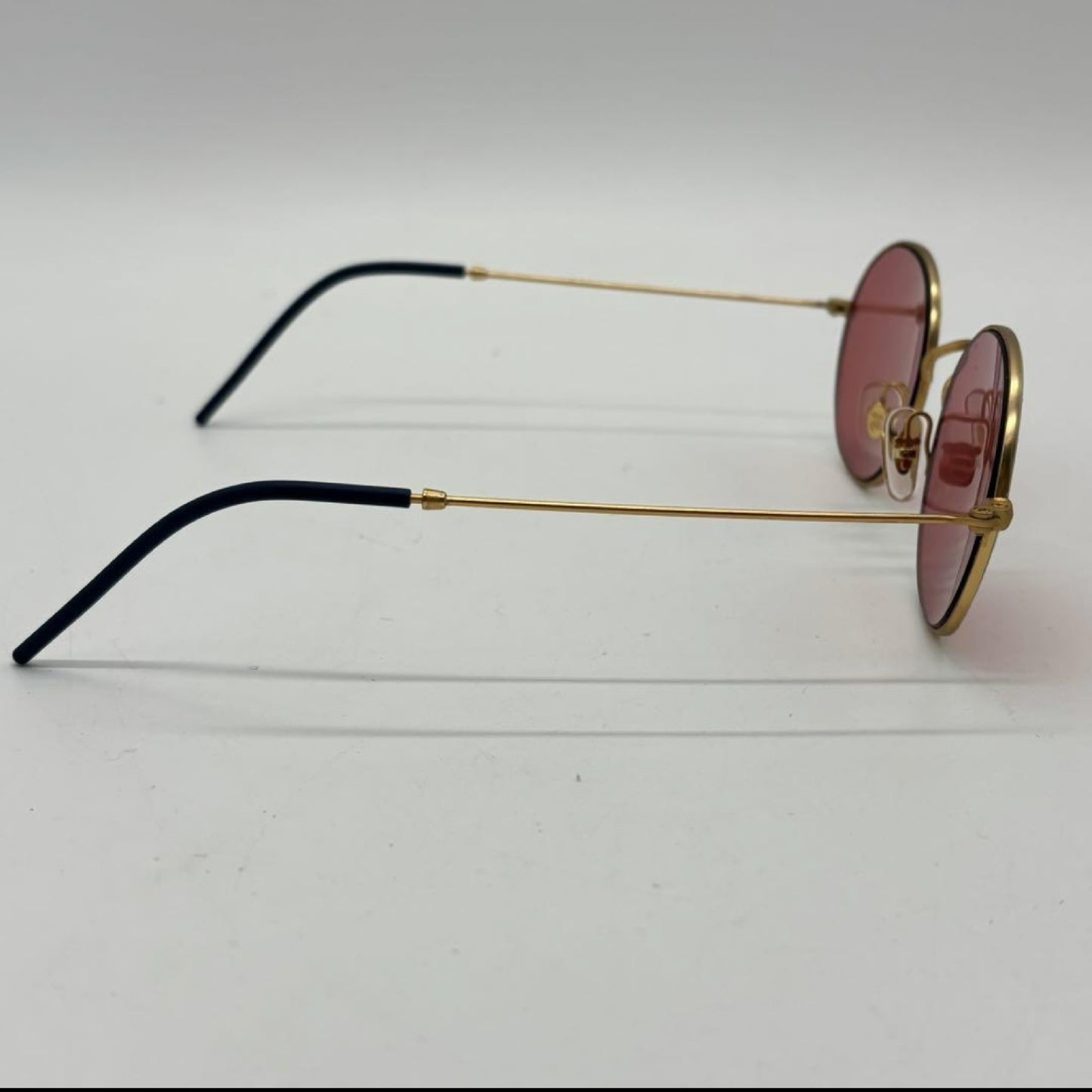 RayBan Sunglasses Round Gold Metal x Pink Sunglasses