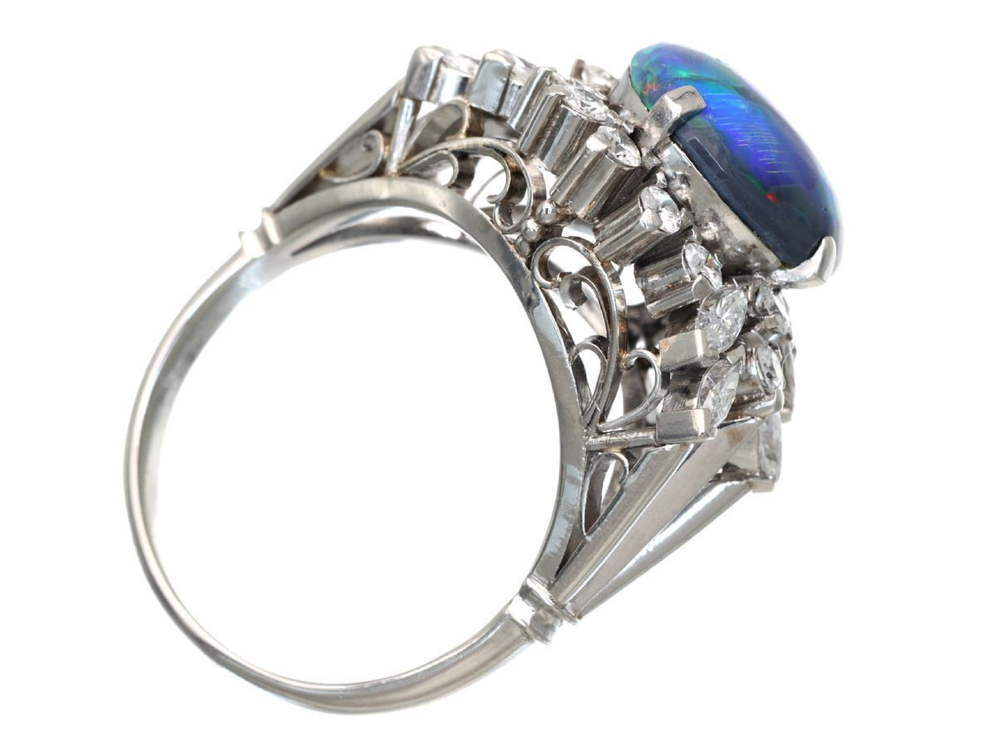 Black Opal 2.56ct D0.87ct PM900 9.3g Ring