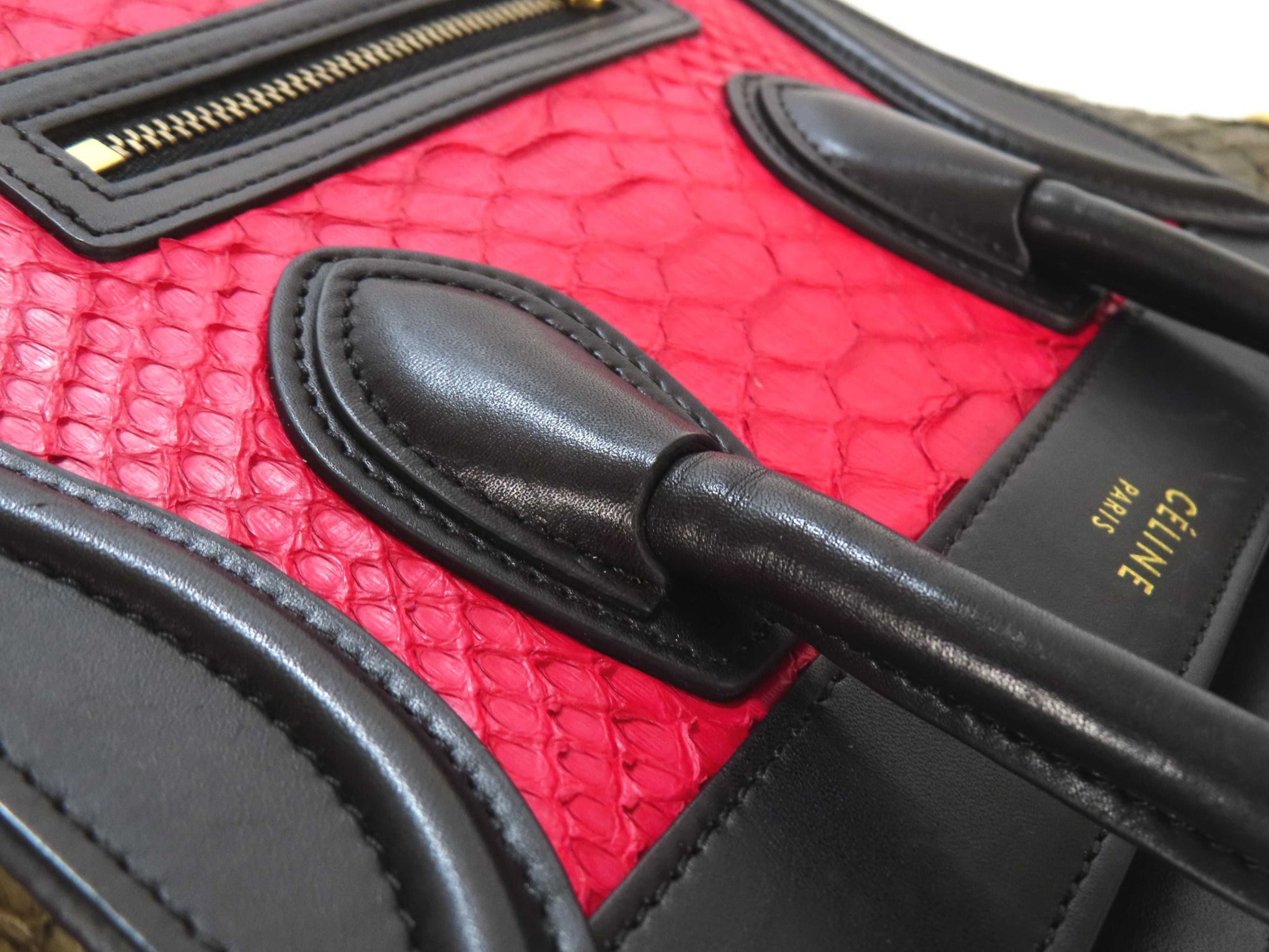 CELINE CELINE Luggage Nano Croco Leather/Black Red Khaki Handbag