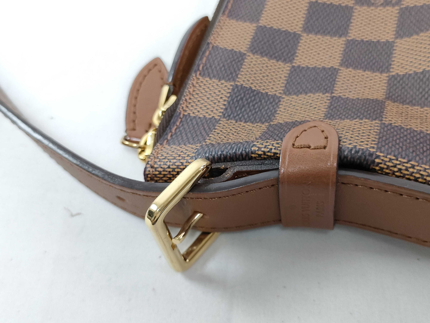 LOUIS VUITTON Damier LOUIS VUITTON Diane Damier Shoulder Bag