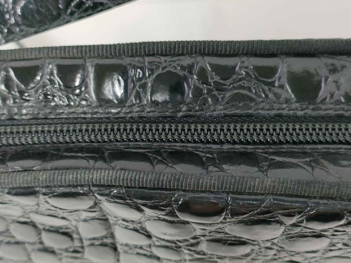 Salvatore Ferragamo Ferragamo Vala Shoulder Leather/Black Shoulder Bag