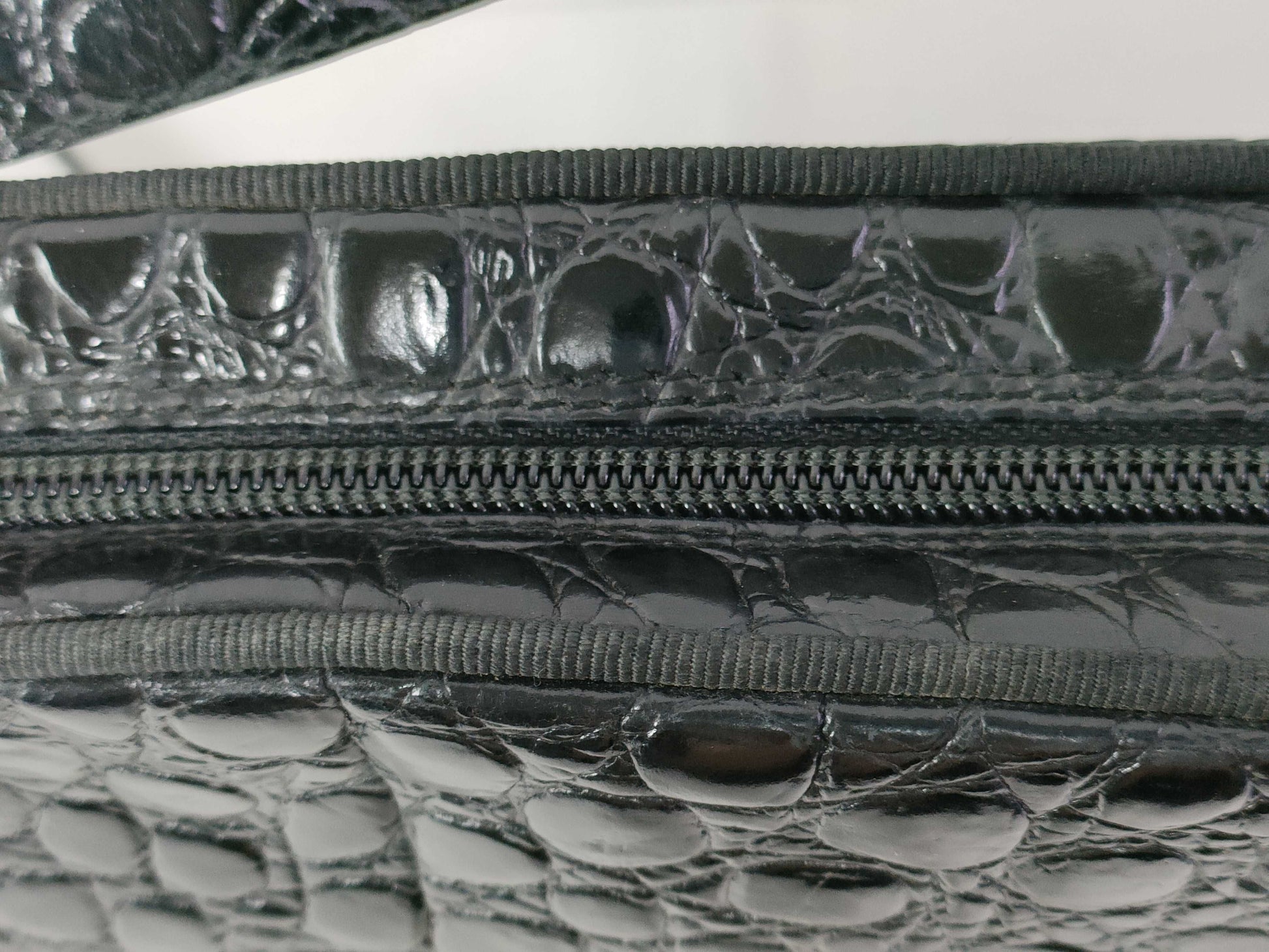 Salvatore Ferragamo Ferragamo Vala Shoulder Leather/Black Shoulder Bag