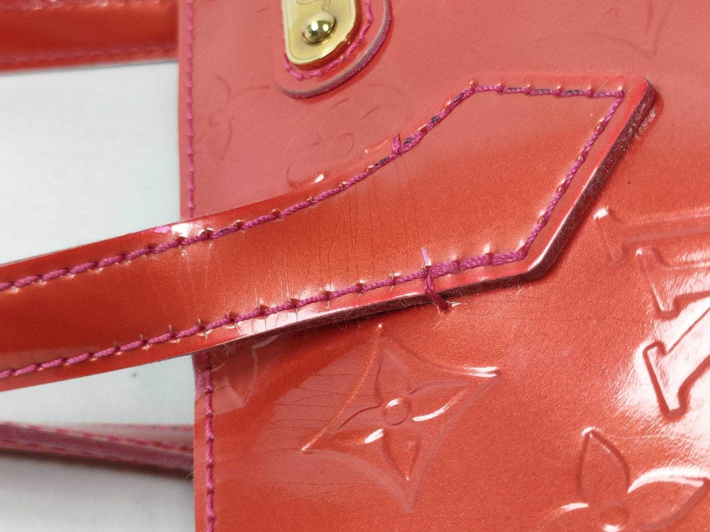 LOUIS VUITTON Verni LOUIS VUITTON Wilshire PM Verni/Rose Pop Handbag