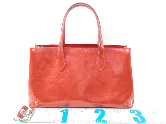 LOUIS VUITTON Verni LOUIS VUITTON Wilshire PM Verni/Rose Pop Handbag