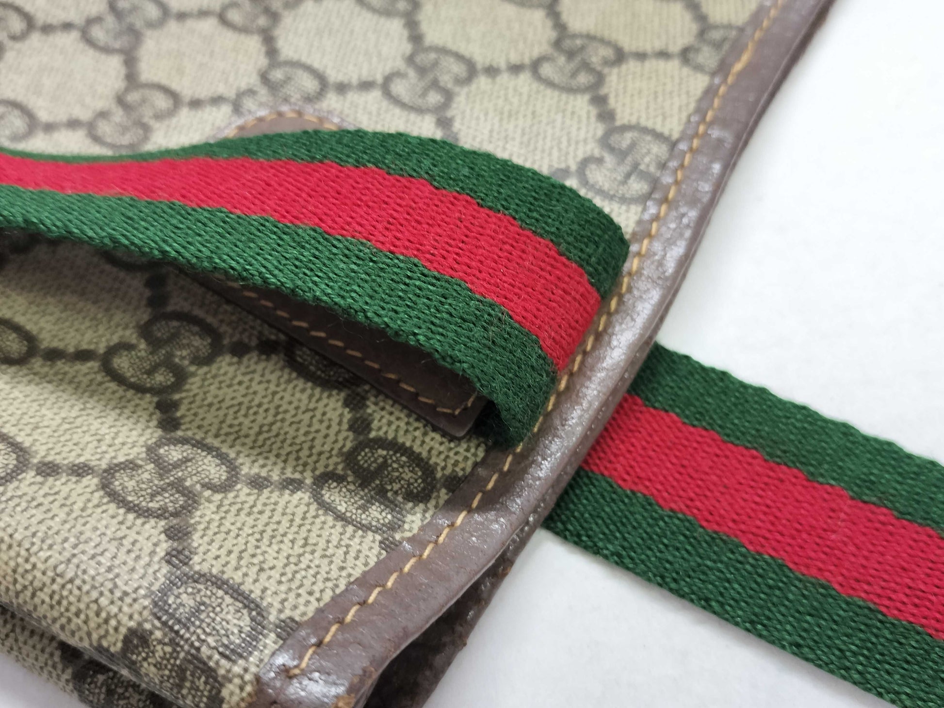 GUCCI GG Supreme GUCCI GG Supreme Sherry Tote Bag Tote Bag