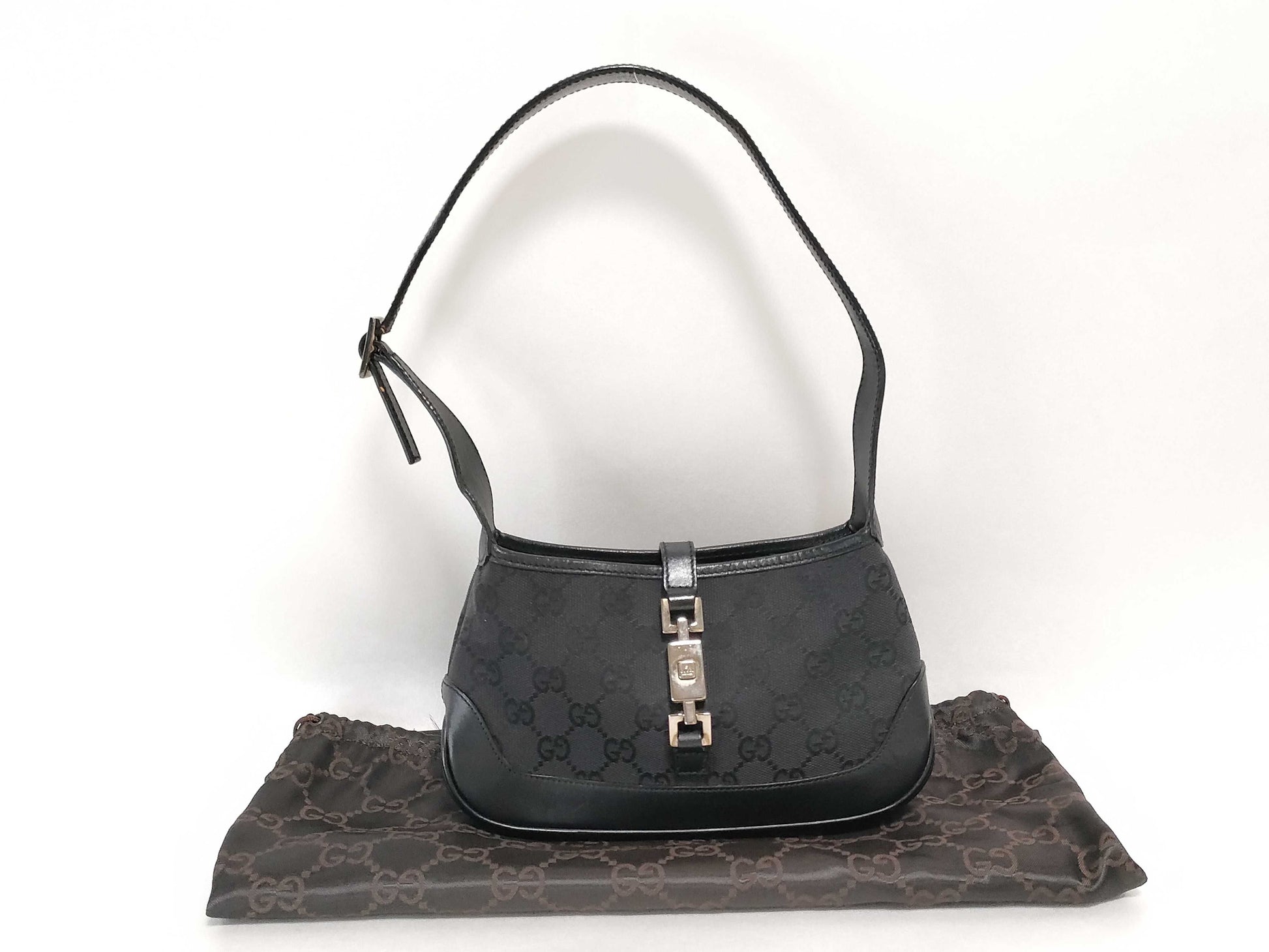 GUCCI GG Canvas Gucci GG Canvas Jackie Handbag Black Shoulder Bag
